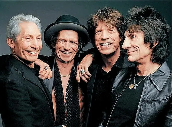 The Rolling Stones Чак Берри Битлы с орденами Британской империи 1965 г - фото 28