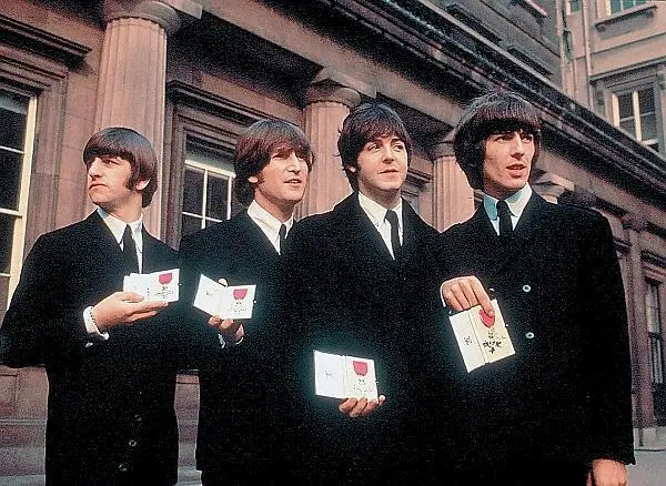 Битлы с орденами Британской империи 1965 г The Who 1960е гг The Lovin - фото 30