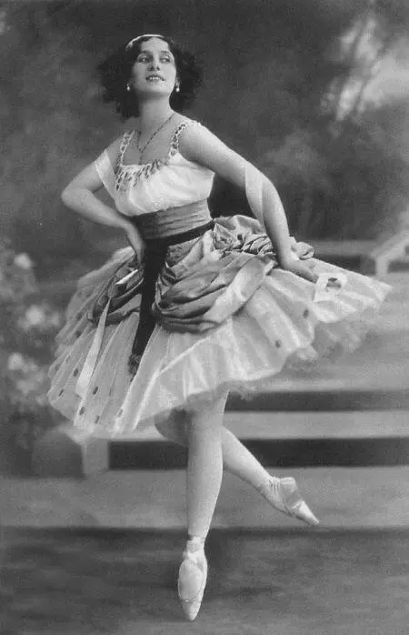Анна Павлова в балете ПЛ Гертеля Тщетная предосторожность 1913 г Их - фото 106
