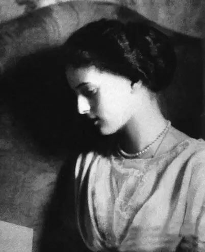 Княжна императорской крови Ирина Александровна Романова родилась 15 июня 1895 - фото 133