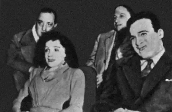Морис Шевалье Эдит Пиаф Марсель Сердан и Жан Конто 1948 г Но Пиаф не умела - фото 361
