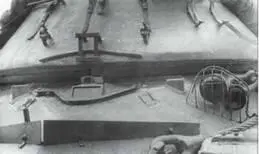 Установка прибора ТВН1 у механикаводителя танка Т10 1953 г Установка - фото 103
