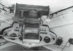 Установка прибора ТВН1 у механикаводителя танка Т10 1953 г Установка - фото 104