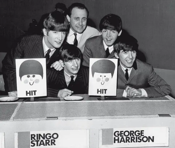 The Beatles появились в популярном шоу на ВВС Juke Box Jury где их - фото 25