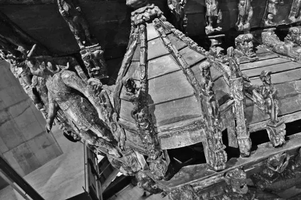 Рис 2139 Фотография второй правой башни нижней галереи сделанная без - фото 175