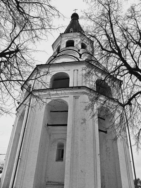Рис 229 Распятская колокольня Александровская Слобода Фотография 2006 - фото 54