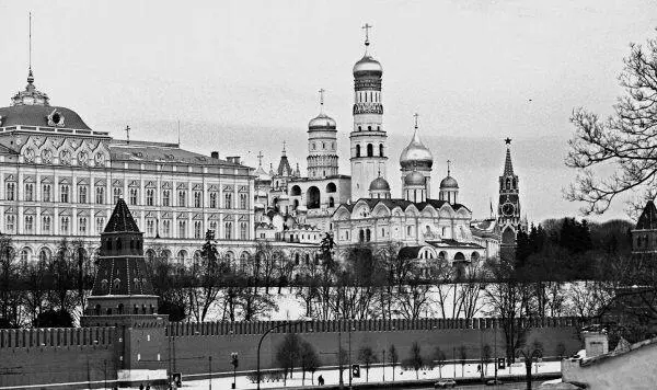 Рис 632 Золотые купола Кремля Были хорошо видны путешественникам издалека - фото 274
