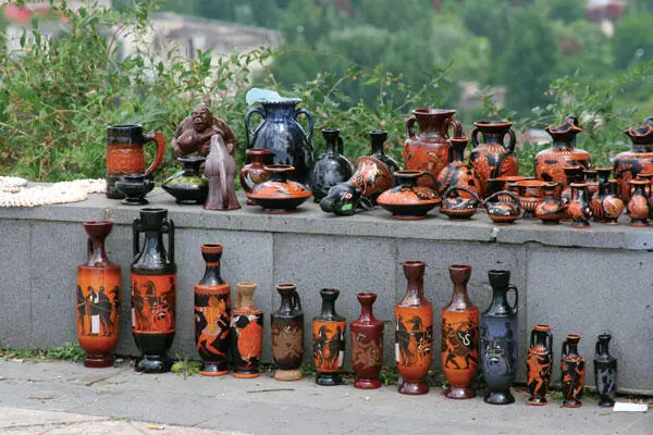Рис 141 На цветном фото сувениры выглядят ярко и контрастно Рис 142 В - фото 190
