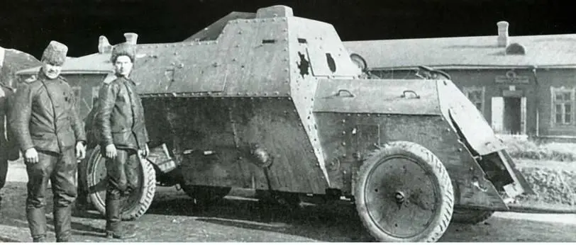 Бронеавтомобиль РуссоБалт после боя Февраль 1915 года Первый серийный - фото 13