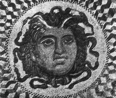 Рис 217 МедузаГоргона Деталь античной мозаики из Тины якобы III века н - фото 70