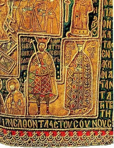 Фрагмент саккоса Большой Великий князь Василий Дмитриевич и великая княгиня - фото 420