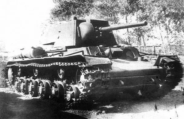 Химический танк КВ12 объект 232 Челябинск завод 100 весна 1942 года - фото 119