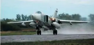 Взлет Су24МР Су27 заруливает на стоянку после выполнения боевой задачи - фото 36