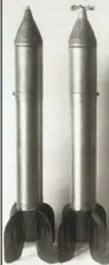 82мм ракетный снаряд куммулятивного действия слева РБСК82 со взрывателем - фото 75