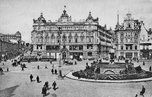 Вид Лубянской площади Открытка 1927 г В 1918 году в одном из доходных домов - фото 57