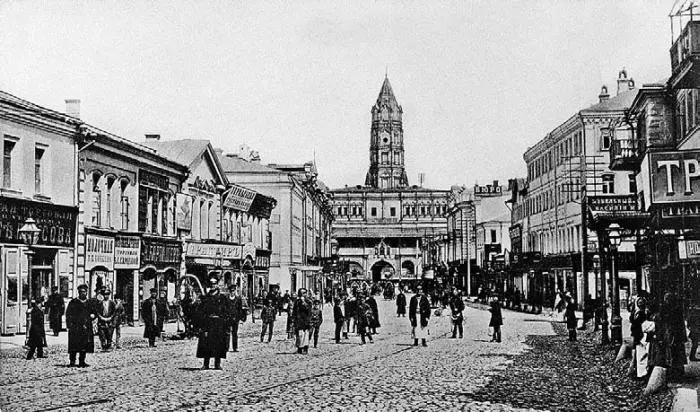 Типичная застройка вокруг Сухаревой башни Фотография начала ХХ в После - фото 133