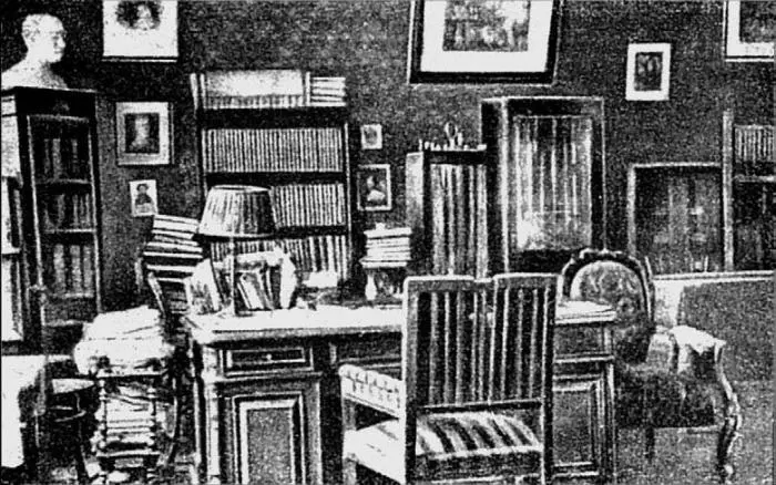 Кабинет В Я Брюсова в доме 32 по 1й Мещанской улице Фотография 1924 г - фото 196