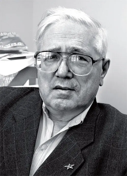 Александр Авдонин Ну а что дальше В СССР ничего Рябов взял с собой в Москву - фото 72