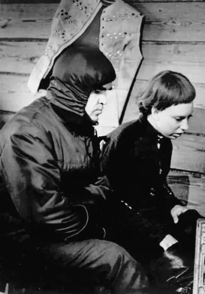 На съемках фильма Начало Инна и Глеб Размышления Инна Чурикова Жанна - фото 34