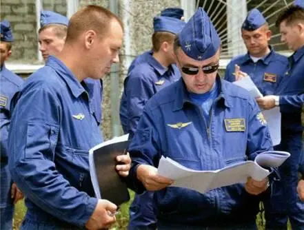 Начальник авиации 2го Командования ВВС и ПВО полковник ЗА Абдурахманов - фото 9