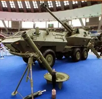 Бронированная 122мм самоходная гаубица SOKO также вооружена гаубицей D30J - фото 104