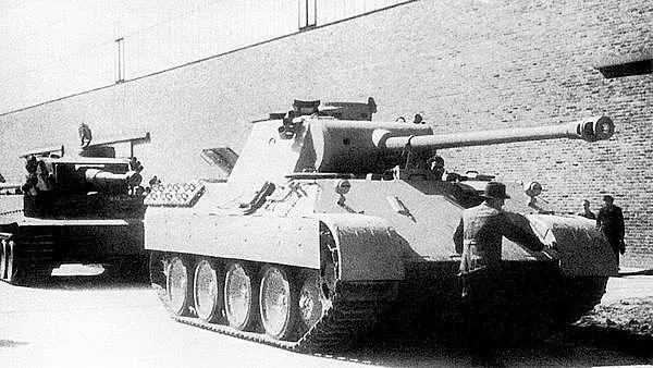 Танк Пантера собранный на заводе фирмы Henschel Май 1943 года Укладка - фото 27