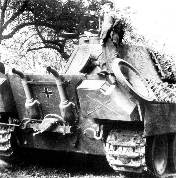 Пантера AusfD из состава 10й танковой дивизии Франция осень 1943 года - фото 45