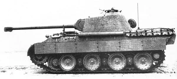 Танк Пантера AusfА изготовленный компанией DaimlerBenz в октябре 1943 - фото 96