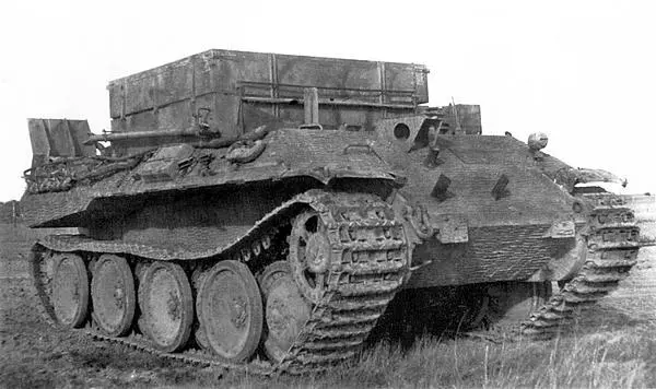 Общие виды позднего варианта Бергепантеры AusfG Кубинка 1945 год Хорошо - фото 174