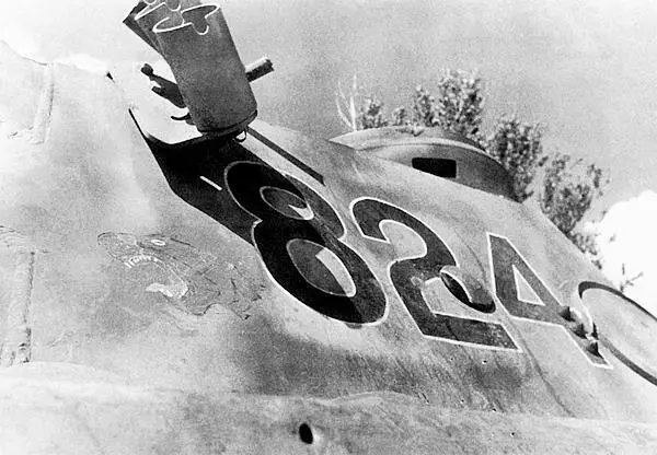 На этом фото хорошо видно написание тактического номера на Пантере 824 - фото 194