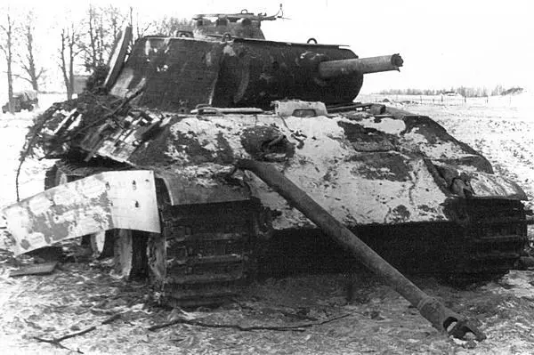 6 марта 1945 года началась последняя крупная наступательная операция немецких - фото 253