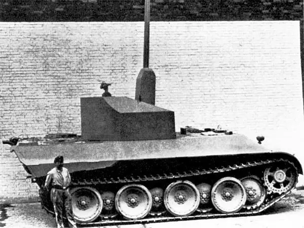 Фото макетного образца зенитного танка Flakpanzer 341 фирмы Rheinmetall с - фото 343