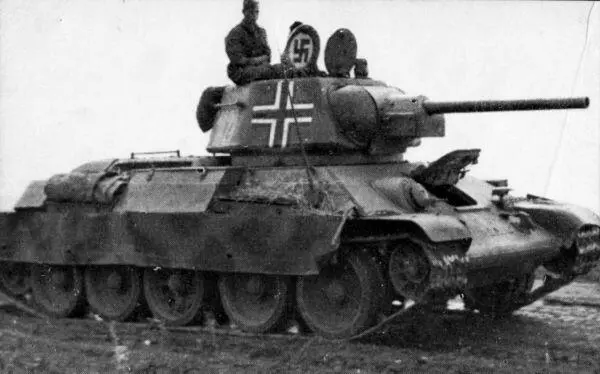 Танк Т34 из состава 2й моторизованной дивизии СС Рейх Танк Т34 и его - фото 103
