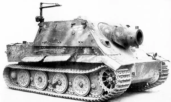 Штурмтигр захваченный английскими войсками в 1945 году и доставленный для - фото 106