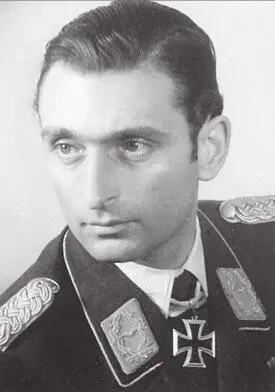 Рудольф Хенне Родился 08121913 г в Мюнхене В 1935 г Рудольф Хенне вступил - фото 397