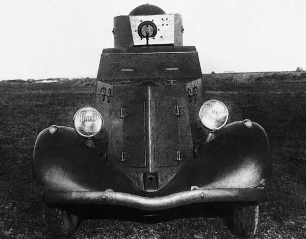 Серийный образец бронеавтомобиля БА20 вид спереди НИБТ полигон лето 1936 - фото 134