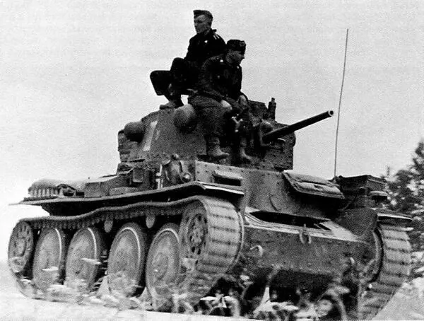Pz38 t AusfВ из состава 9й танковой дивизии Вермахта Восточный фронт - фото 60