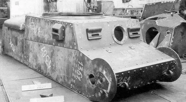 Корпус танка Pz38 t AusfG в цехе завода ВММ Башня танка Pz38 t - фото 70