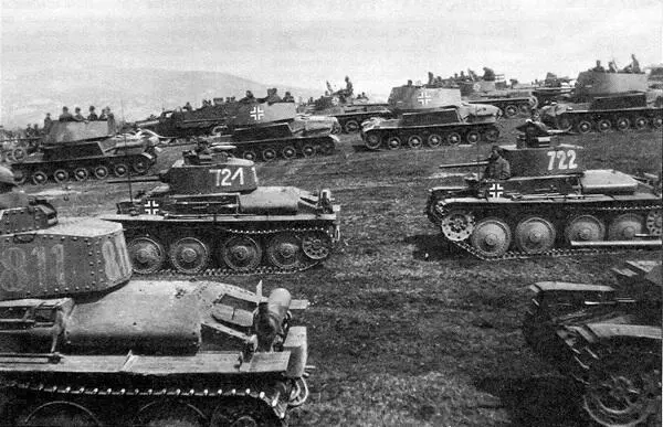 Танки Pz38 t 1й венгерской танковой дивизии Эстергом 1942 год До - фото 103