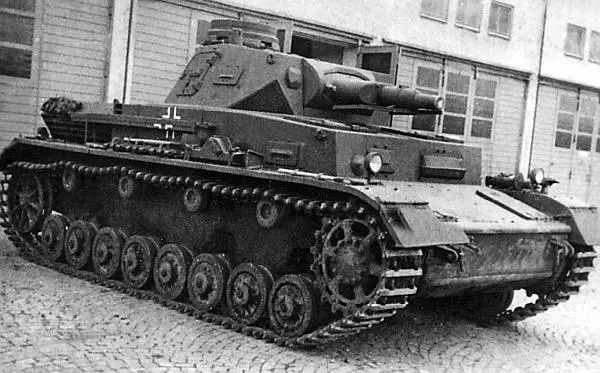 Танк PzIV AusfB в парке одной из танковых частей Вермахта 1939 год Не - фото 48