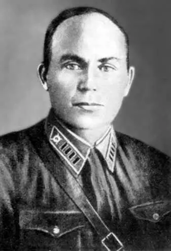 Командир 32й стрелковой дивизии полковник В И Полосухин Не менее - фото 43