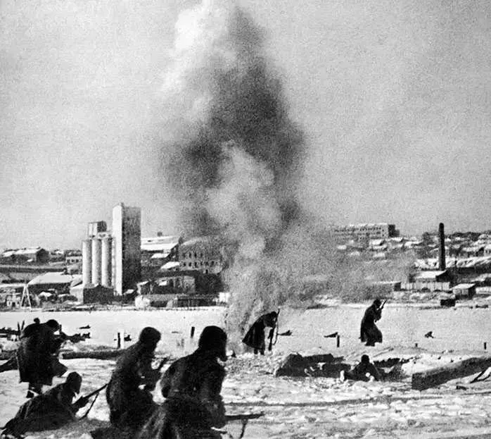 Советская пехота наступает на Ростов ноябрь 1941 г С 30 ноября по 2 - фото 65