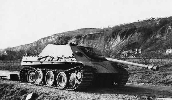 Истребитель танков Jagdpanther из состава 560го тяжелого армейского дивизиона - фото 87