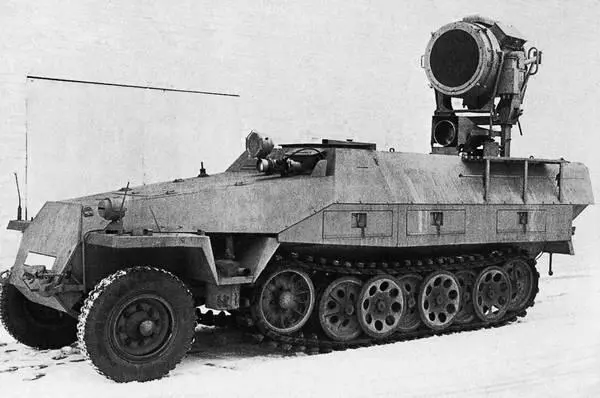 Бронетранспортер SdKfz25121 Falke с установленным на нем 600мм - фото 91