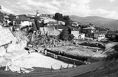 Рис 166 Цирк в Охриде в Македонии Фотография 2005 года Рис 167 - фото 68