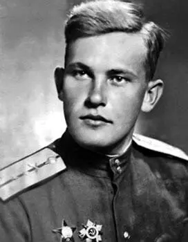 По приказу 227 в декабре 1942го в нашей дивизии перед строем расстреляли в - фото 4