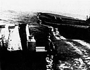 я уложил свои игрушки своих солдатиков и свои любимые сэндвичи Ховис и - фото 109