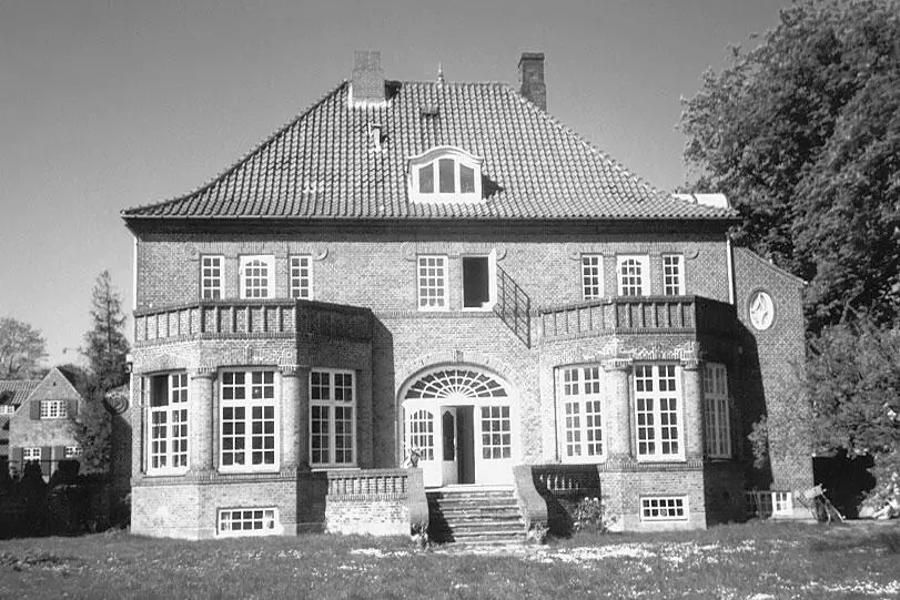 Центр в Копенгагене Уезжая Кармапа сказал что копенгагенский центр в подвале - фото 27