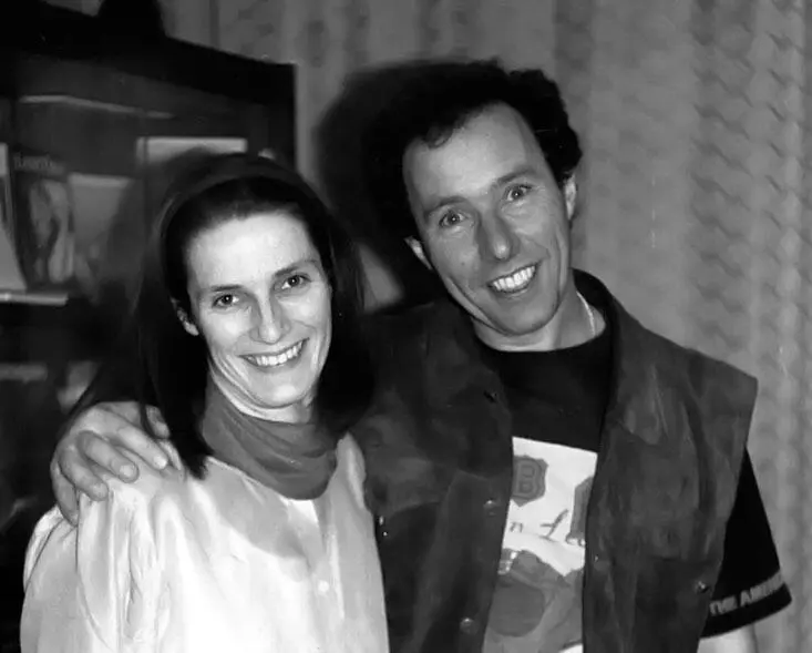 Карола и Герхард Осенью 1990 года пришло время делегировать нашу работу на - фото 250