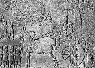 Рис 155 Ассирийский царь Ашшурбанипал неторопливо осматривает на колеснице - фото 64
